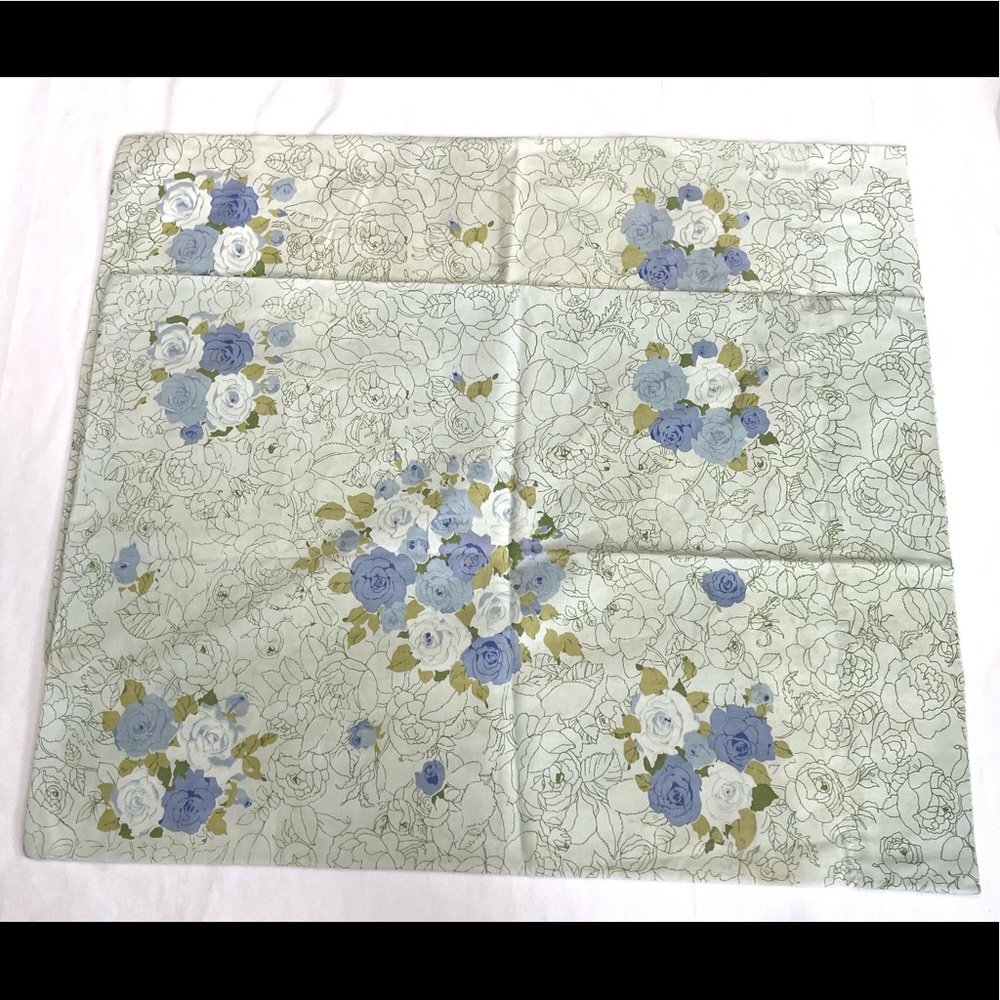 2 Vintage Handmade Pillowcase Standard Blue  Cream Set VTG Bedding Linen Home